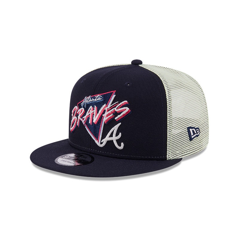 Atlanta Braves Glow-In-The-Dark 9FIFTY Trucker Hat OS